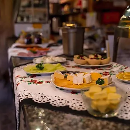 Schronisko Bukowa Hotel Jugów