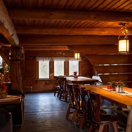 Schronisko Bukowa 호텔 *